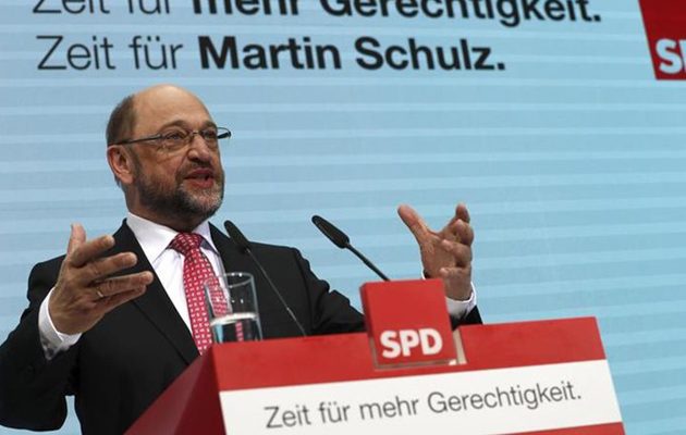 “Γκρεμίζεται” η Μέρκελ – Μπροστά,  για πρώτη φορά, ο Σουλτς σε νέα δημοσκόπηση