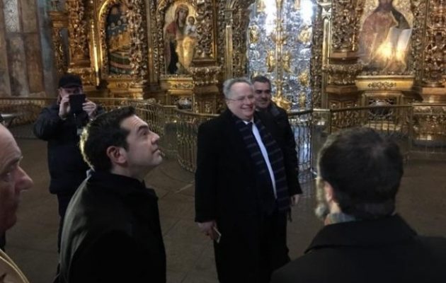 Εντυπωσιασμένος στην Αγία Σοφία του Κιέβου ο Αλέξης Τσίπρας