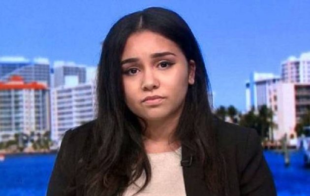 Την έδιωξαν από το αεροπλάνο γιατί είχε μεγάλο στήθος  (φωτο)