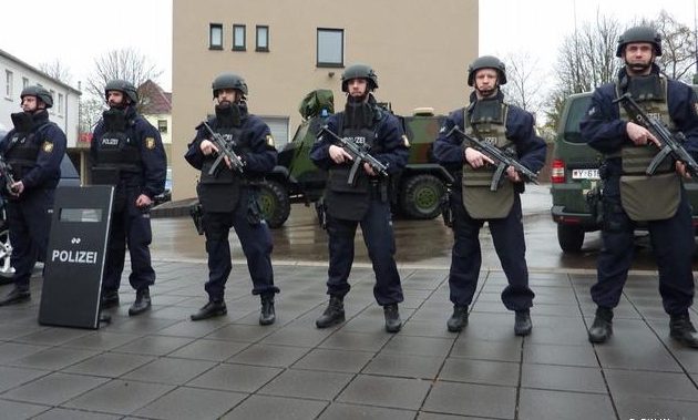 Τρόμος στη Γερμανία: Εκπαιδεύουν τον στρατό για να αντιμετωπίσει τρομοκράτες