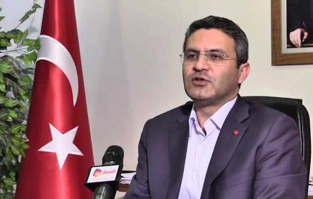 Ογούζ Κάαν Σαλιτζί για την ένταση στο Αιγαίο: Οι ισλαμιστές πετάνε στη φωτιά την Τουρκία