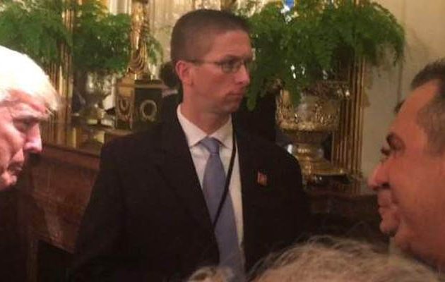 Συνάντηση με τον Τραμπ είχε ο Καμμένος στο Λευκό Οίκο (φωτο)