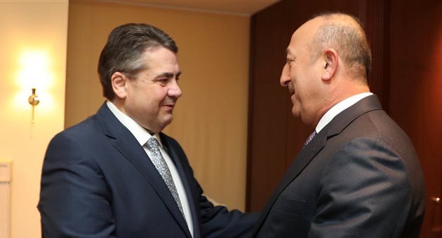 Γκάμπριελ σε Τσαβούσογλου: Να ξαναχτίσουμε τη φιλία μας αλλά να λείπουν τα περί ναζί