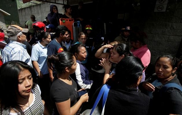 Ανείπωτη τραγωδία στη Γουατεμάλα: 22 κορίτσια νεκρά από πυρκαγιά σε κέντρο φιλοξενίας (βίντεο)