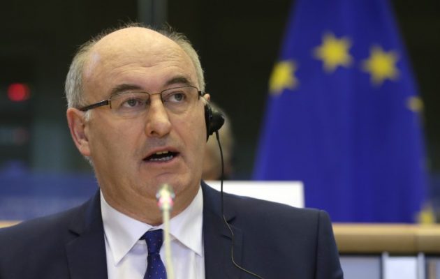 Ευρωπαίος Επίτροπος Γεωργίας: Θα προστατεύσουμε την μοναδικότητα της ελληνικής φέτας