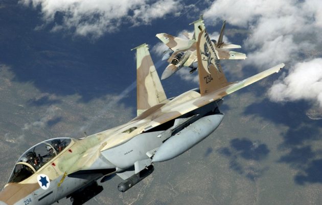 Ρωσικό Υπουργείο Άμυνας: Δύο ισραηλινά F-15 χτύπησαν το συριακό αεροδρόμιο πάνω από τον Λίβανο