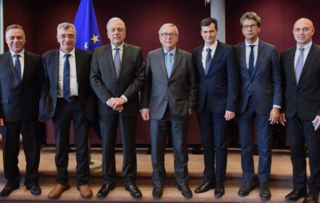 Όταν ο Γιούνκερ συνάντησε τους πέντε δημάρχους του Αιγαίου