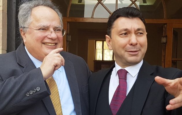 Ο Νίκος Κοτζιάς με τον Έλληνα αντιπρόεδρο της Βουλής της Αρμενίας