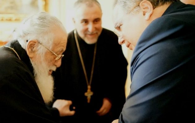 Ο Νίκος Κοτζιάς στον Πατριάρχη Γεωργίας: “Ο ρόλος της Εκκλησίας σήμερα είναι σημαντικότερος από ποτέ”