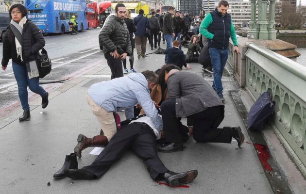 Στα χέρια της βρετανικής Αστυνομίας δύο ακόμα ύποπτοι για το μακελειό στο Λονδίνο