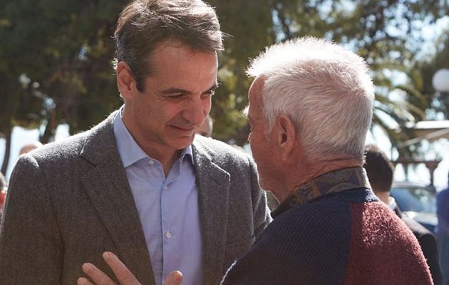 O Μητσοτάκης υπόσχεται μειώσεις των φορολογικών συντελεστών στις επιχειρήσεις