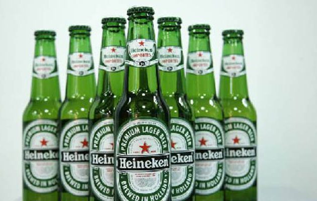 Η ουγγρική κυβέρνηση  κόβει ως «κομμουνιστικό σύμβολο» το αστέρι της Heineken