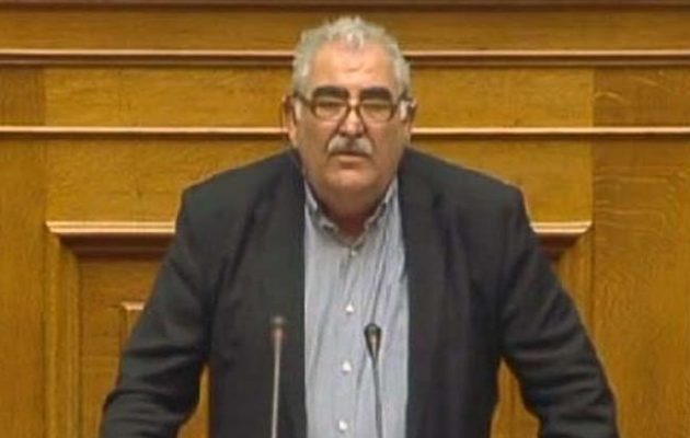 Νίκος Παπαδόπουλος:  Δεν κωλώνουμε που χτυπάνε το χέρι στο τραπέζι οι συνδικαλιστές του ΠΑΜΕ