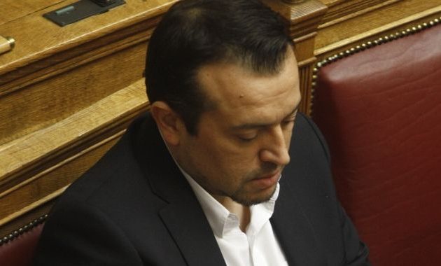 Βαρύ πένθος για τον Νίκο Παππά – “Έφυγε” η μητέρα του