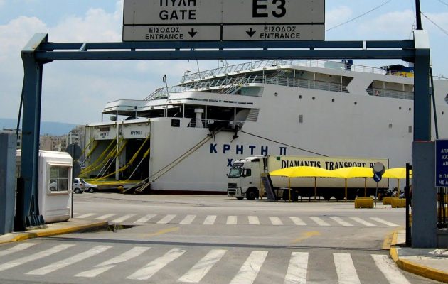 ΣΟΚ: Βρέθηκε απαγχονισμένος Σύρος πρόσφυγας στο λιμάνι του Πειραιά