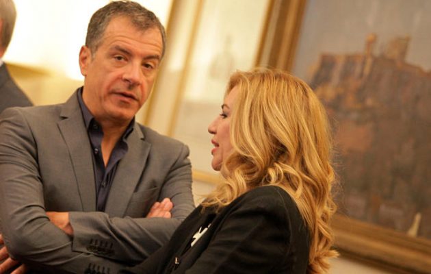 Πυρ και μανία ο Θεοδωράκης: Η Γεννηματά εξαγοράζει βουλευτές