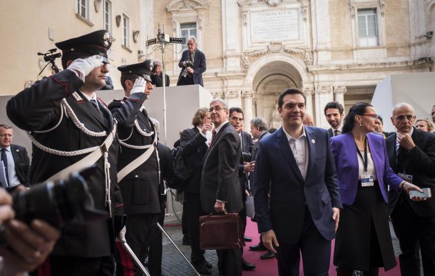 Καρφιά Τσίπρα για την Ευρώπη: Η Ελλάδα δίνει μάχη για τους εργαζομένους