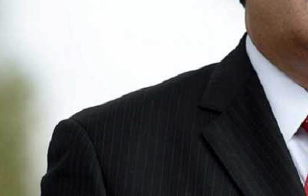 Ποιος πρώην πρόεδρος χώρας γίνεται παρουσιαστής στην τηλεόραση (φωτο)