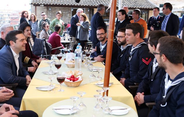 Τσίπρας: Η χώρα μας θα τα καταφέρει – Όλοι μαζί θα την πάμε ψηλά