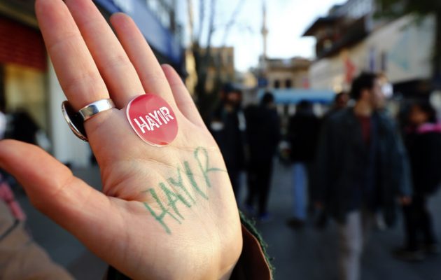 Άνετη επικράτηση του “όχι” στο δημοψήφισμα στα κατεχόμενα της Κύπρου