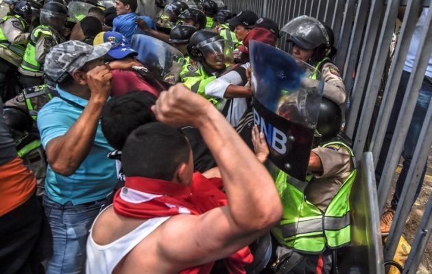Διαδηλώσεις και αντιδιαδηλώσεις στη Βενεζουέλα του Μαδούρο