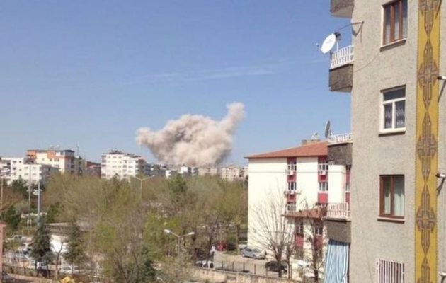 Ισχυρή έκρηξη στο Ντιγιάρμπακιρ (φωτο+βίντεο)
