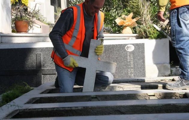 Άρχισε η εκταφή των οστών των πεσόντων της ακταιωρού “Φαέθων” το 1964 (φωτο)