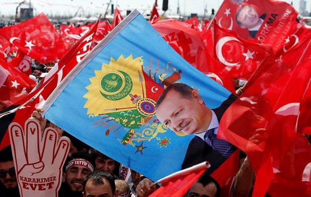 Τουρκία: Το Ανώτατο Εκλογικό Συμβούλιο απέρριψε τις προσφυγές για νοθεία στο δημοψήφισμα