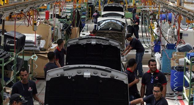Γιατί η General Motors αναστέλλει τη δραστηριότητά της στη Βενεζουέλα