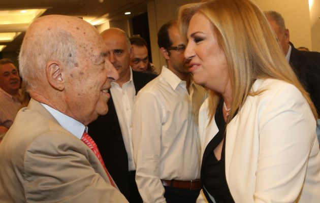 Η Φώφη “έπιασε” τον Σημίτη πριν το ξεκαθάρισμα στο ΠΑΣΟΚ