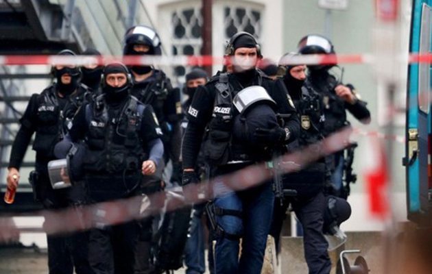 Συνελήφθησαν τρεις τζιχαντιστές στην Γερμανία – Σχεδίαζαν χτύπημα στη Καγκελαρία