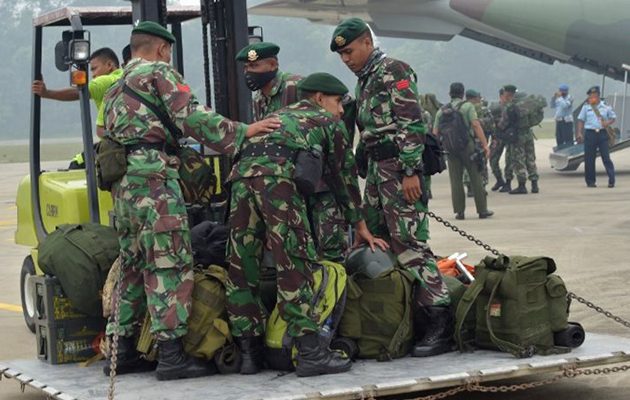 O στρατός της Ινδονησίας διαψεύδει πραξικόπημα εναντίον της κυβέρνησης