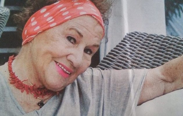 Ελληνίδα ηθοποιός: «Μου ζητούν 13.000 ευρώ αναδρομικά! Είναι γελοίοι και κατάπτυστοι»