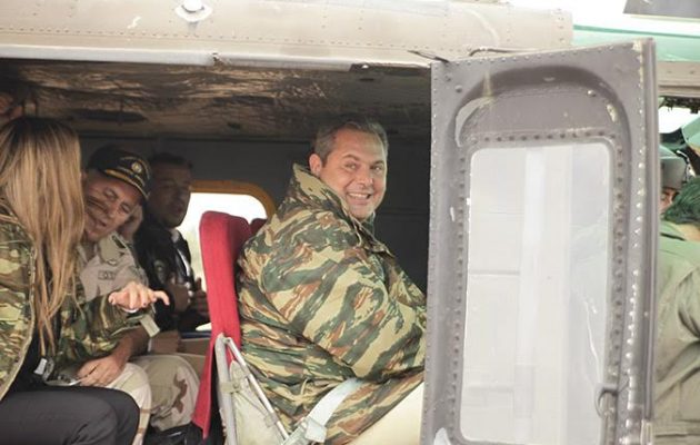 Οι Τούρκοι παρενόχλησαν τον Καμμένο – “Αϊ σιχτίρ”, η απάντηση του υπουργού μέσω ασυρμάτου