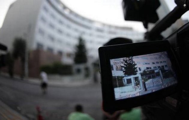 Βόμβα για ΜΜΕ και κόμματα: Mένουν εκτός εξωδικαστικού συμβιβασμού!