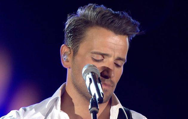 Λουκέτο στο μαγαζί που τραγουδά ο Νίκος Βέρτης – Δεν είχαν κόψει αποδείξεις 6.500 ευρώ