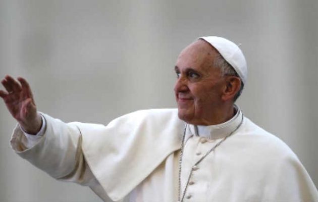 Ο πάπας Φραγκίσκος αποφάσισε να μην πει «κουβέντα» για το αν γνώριζε για τα σκάνδαλα σεξουαλικής κακοποίησης