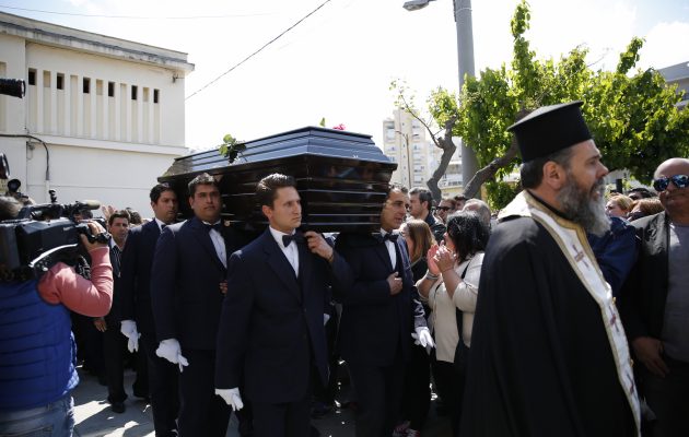 Το τελευταίο “αντίο” στον Στάθη Ψάλτη (φωτο)