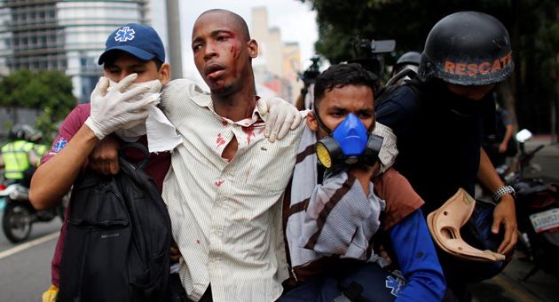 Ποτάμι ρέει το αίμα στη Βενεζουέλα – Τρεις ακόμα νεκροί σε νέες συγκρούσεις