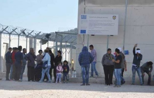 Βρέθηκε παράνομος οπλισμός στον καταυλισμό προσφύγων της Χίου – Τέσσερις συλλήψεις