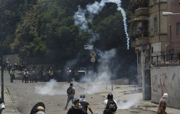 Έκκληση της ΕΕ για αποκλιμάκωση της έντασης στη Βενεζουέλα