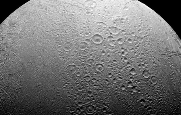 Επίσημη ανακοίνωση της NASA: Εξωγήινη ζωή στο φεγγάρι του Κρόνου (φωτο+βίντεο)