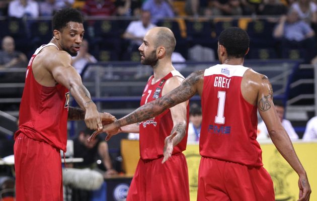 Ο Ολυμπιακός “σκούπισε” τον Άρη και πάει τελικό με τον Παναθηναϊκό