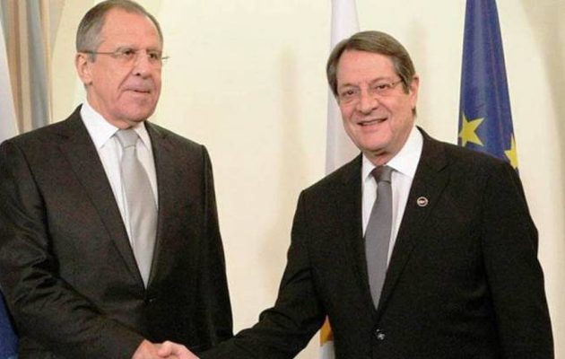 Λαβρόφ σε Αναστασιάδη: Έχετε την πλήρη στήριξη της Μόσχας στο Κυπριακό