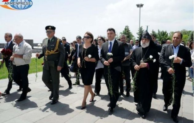 Αρμένιοι Βουλευτές τίμησαν τη μνήμη των θυμάτων της Γενοκτονίας των Ποντίων
