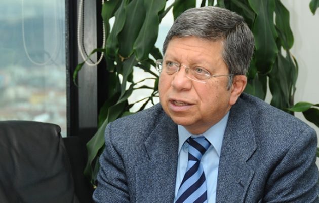 Ο Ιλνούρ Τσεβίκ (σύμβουλος του Ερντογάν) απείλησε τις ΗΠΑ να μην δοκιμάζουν την υπομονή του αφέντη του