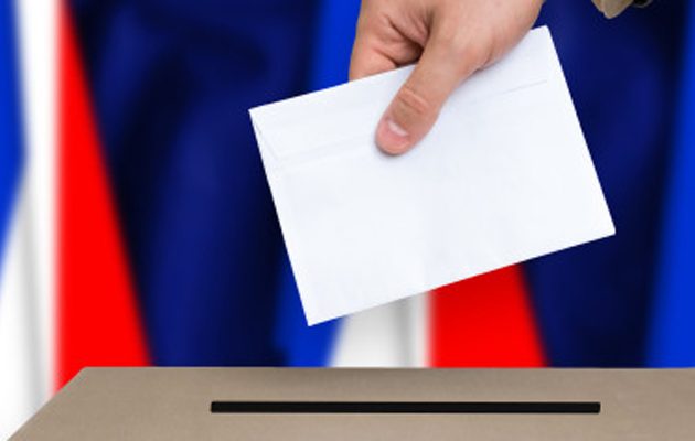 Τι έδειξε δημοσκόπηση για τις βουλευτικές εκλογές του Ιουνίου στη Γαλλία