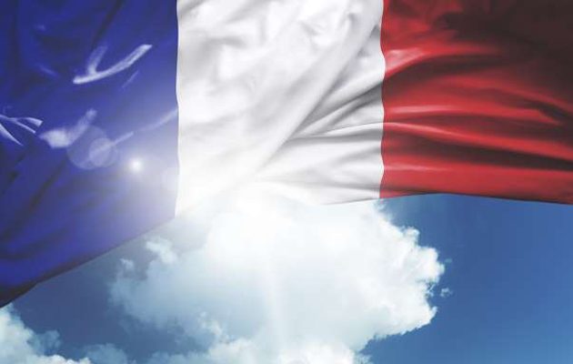 Γαλλία: Απελαύνει 6 Ρώσους «πράκτορες υπό διπλωματική κάλυψη»