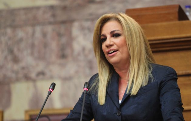 «Το 4ο μνημόνιο είναι εδώ και με σφραγίδα Eurogroup» λέει η Γεννηματά