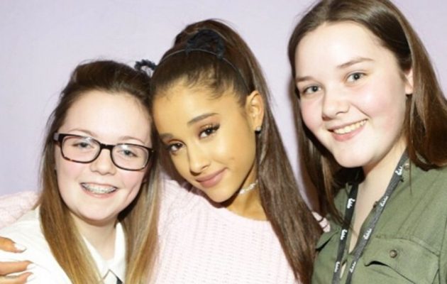 Η Αριάνα Γκράντε αναλαμβάνει όλα τα έξοδα για τις κηδείες των θυμάτων στο Μάντσεστερ